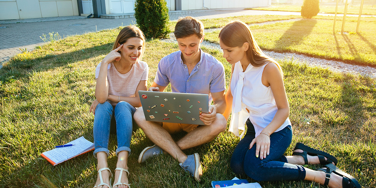 Energia solar para universidades: Vale a pena?