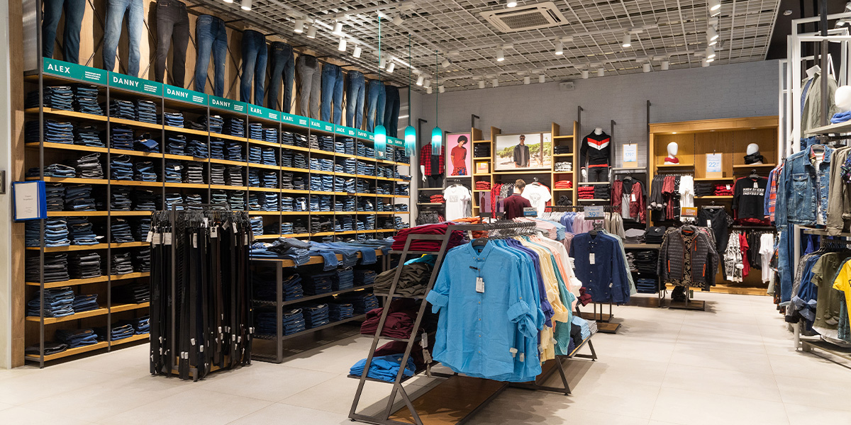 Energia Solar por assinatura para lojas de varejo: reduza custos e reinvista no negócio